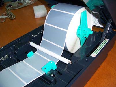 不干膠標(biāo)簽打印機(jī)在電子產(chǎn)品行業(yè)中的優(yōu)勢(shì)